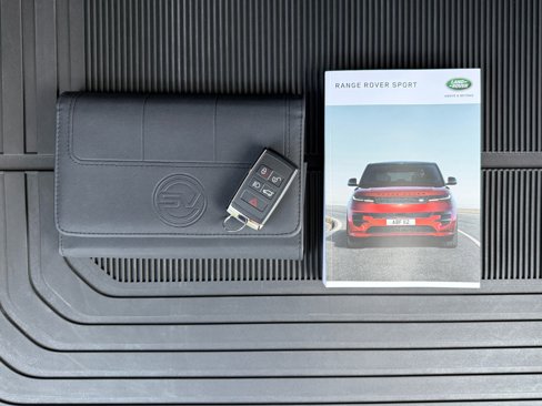 Used 2024 Land Rover Range Rover Sport image 43