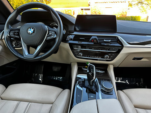 Used 2019 BMW 530i w/ Convenience Package image 27