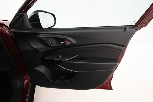 Certified 2024 Chevrolet Trax RS w/ Driver Confidence Package image 23