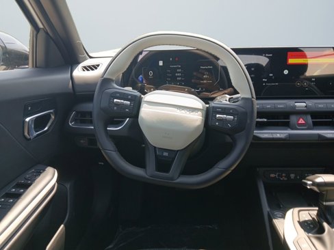 New 2025 Kia K4 GT-Line w/ GT-Line Sunroof Package image 12