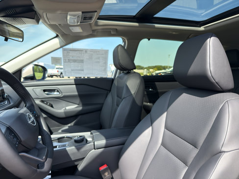 New 2026 Nissan Rogue SV w/ SV Premium Package image 26