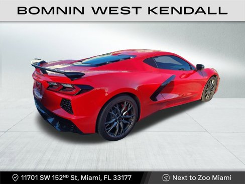 Used 2025 Chevrolet Corvette Stingray Preferred Cpe w/ Z51 Performance Package image 4
