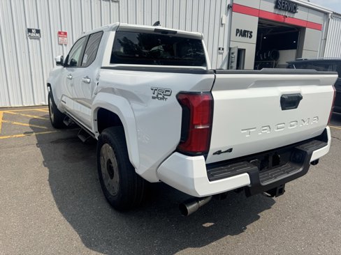 New 2025 Toyota Tacoma TRD Sport image 4