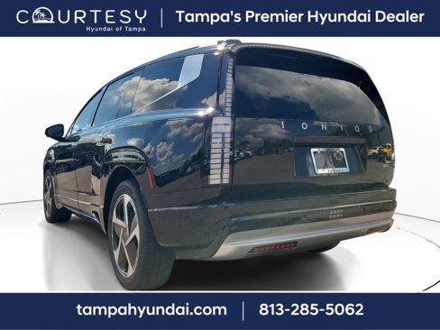 New 2026 Hyundai Ioniq 9 Limited image 4
