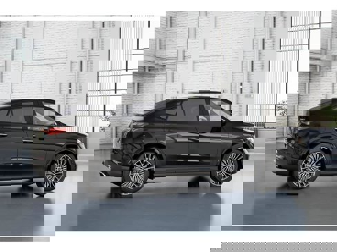 New 2025 Mercedes-Benz GLC 300 4MATIC image 17