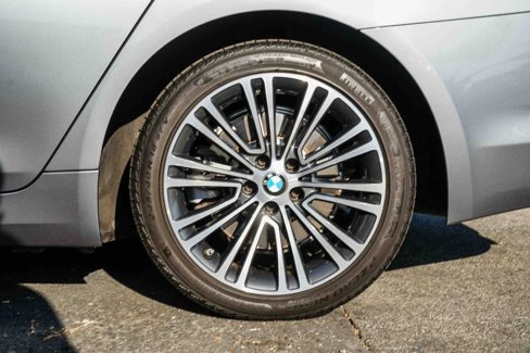 Used 2018 BMW 530e image 10