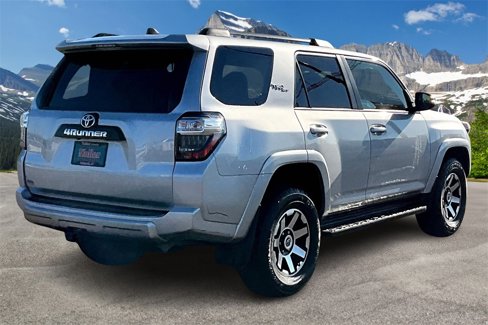 Used 2024 Toyota 4Runner TRD Off-Road Premium image 2