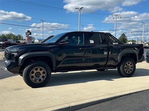 New 2025 Toyota Tacoma 4x4 Double Cab Hybrid image 11