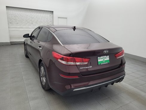 Used 2020 Kia Optima LX image 5