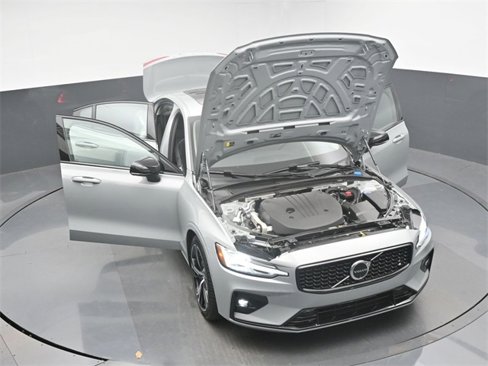 Used 2025 Volvo S60 B5 Plus w/ Protection Package Premier image 48