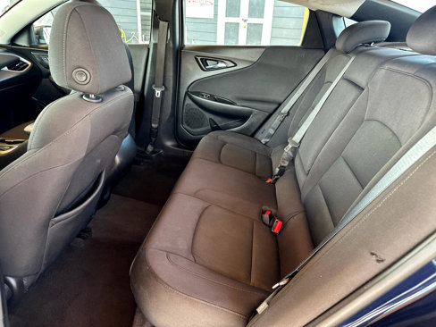 Used 2017 Chevrolet Malibu LS image 38