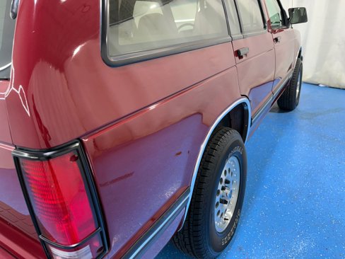 Used 1994 Chevrolet S10 Pickup 4WD 4-Door image 31
