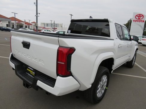 New 2025 Toyota Tacoma SR5 image 11