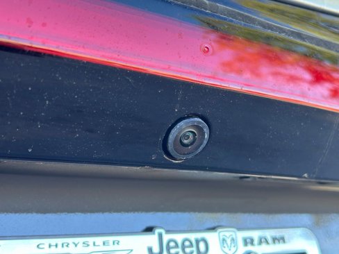 New 2025 Chrysler Pacifica Select image 18