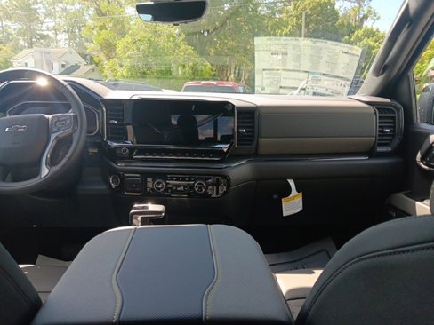 New 2026 Chevrolet Silverado 1500 ZR2 image 30