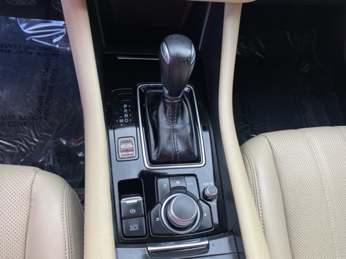 Used 2020 MAZDA MAZDA6 Touring image 16