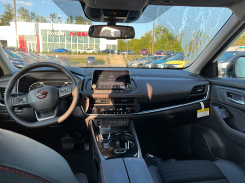 New 2026 Nissan Rogue SV image 8