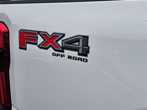 New 2025 Ford F350 Lariat w/ Lariat Ultimate Package image 15