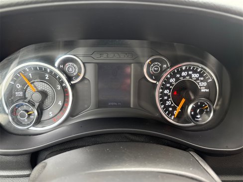 Used 2021 RAM 5500 Tradesman w/ Chrome Appearance Group image 14