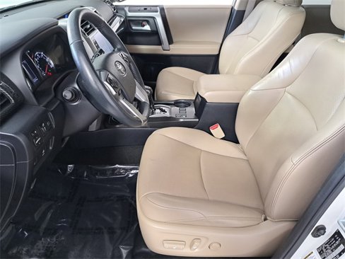 Used 2020 Toyota 4Runner Limited image 19