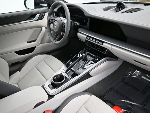 Certified 2026 Porsche 911 Carrera GTS image 10