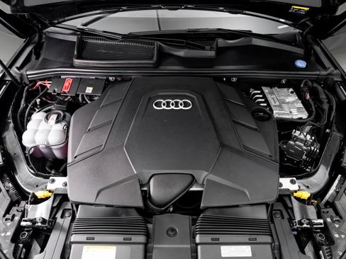Certified 2025 Audi Q7 3.0T Prestige image 28