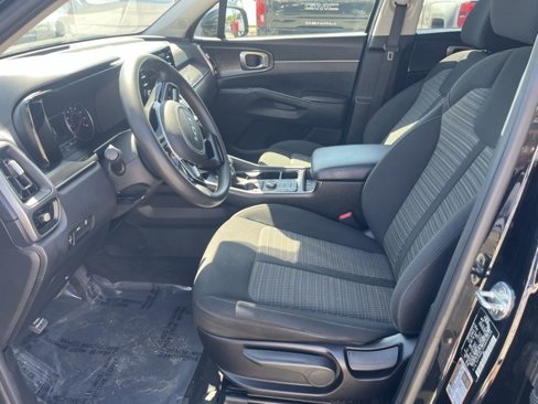 Used 2022 Kia Sorento LX image 14