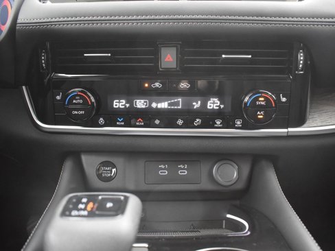 New 2026 Nissan Rogue Platinum w/ Platinum Premium Package image 11