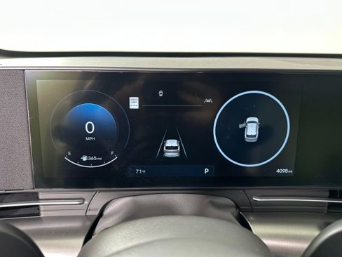 Certified 2025 Hyundai Kona Limited image 34