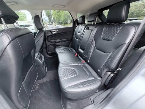 Used 2023 Ford Edge Titanium image 15