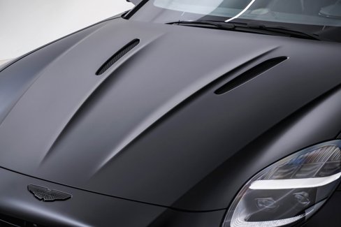 New 2025 Aston Martin V8 Vantage Coupe image 11
