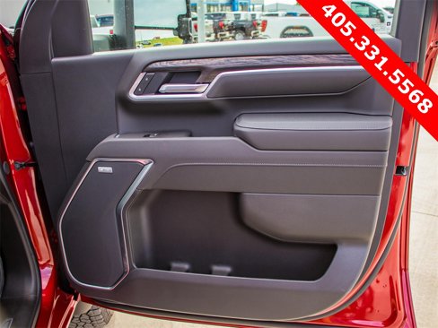 New 2025 GMC Sierra 2500 SLT w/ SLT Premium Package image 19