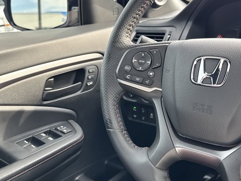 Certified 2023 Honda Passport TrailSport image 18