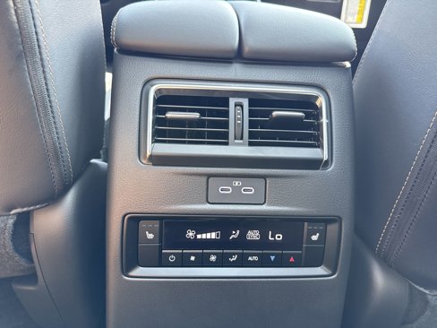New 2025 MAZDA CX-90 3.3 Turbo w/ Premium Plus Pkg image 15