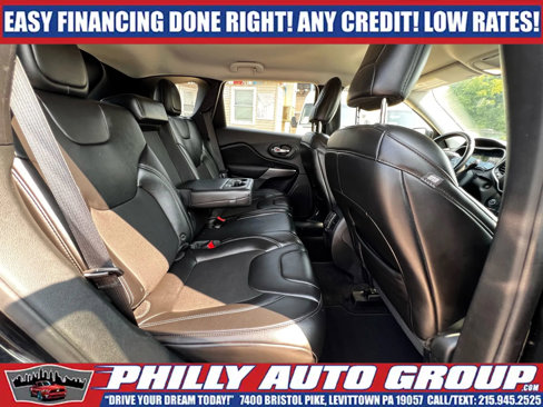 Used 2019 Jeep Cherokee Latitude Plus image 24
