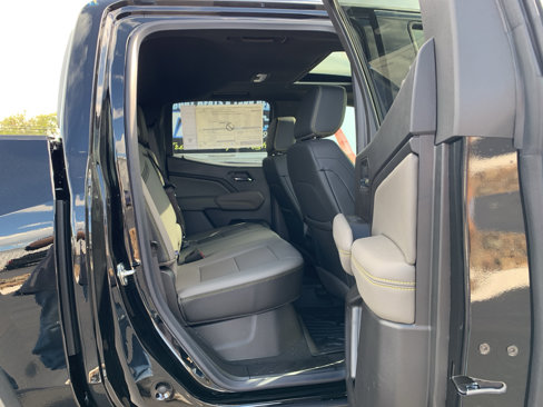 New 2026 Chevrolet Colorado ZR2 w/ Technology Package image 27