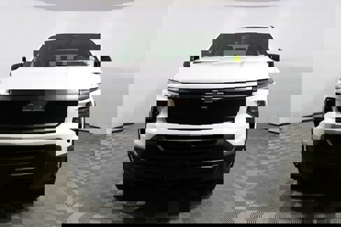 Used 2024 Chevrolet Silverado EV W/T image 2