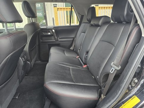 Used 2018 Toyota 4Runner TRD Off-Road Premium image 16