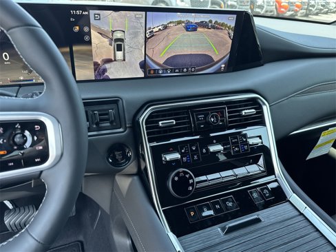 New 2025 Nissan Armada Platinum Reserve image 22