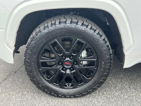 Used 2022 Toyota Tundra SR5 image 9