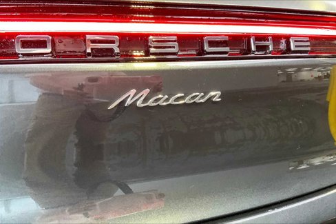 New 2026 Porsche Macan image 19