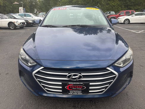 Used 2018 Hyundai Elantra SEL image 2