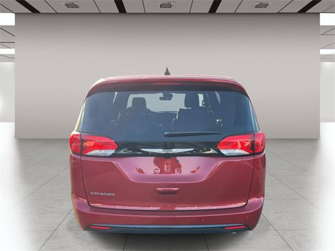 New 2026 Chrysler Voyager LX image 4