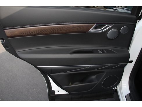 Used 2025 Genesis GV80 3.5T Prestige image 11