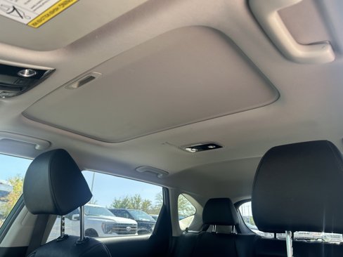 Used 2025 Kia Seltos EX w/ EX Sunroof Package image 26