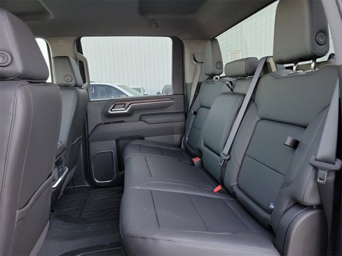 New 2025 GMC Sierra 3500 SLT w/ SLT Convenience Package image 16