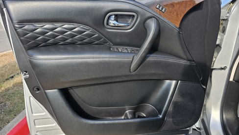 Used 2019 INFINITI QX80 Luxe image 30