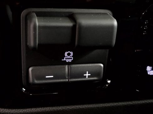 New 2026 Chevrolet Silverado 1500 LT image 19