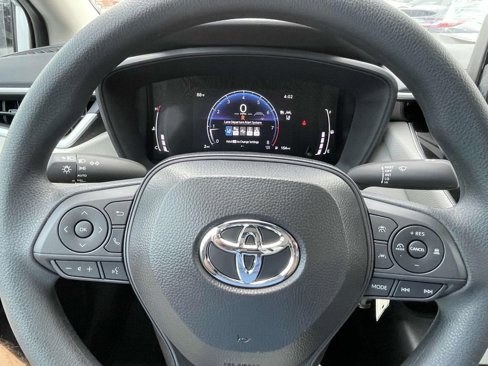 New 2026 Toyota Corolla LE image 17