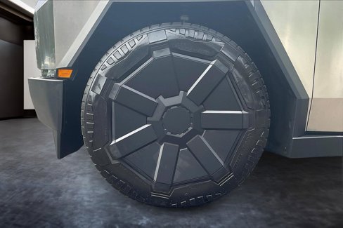 Used 2025 Tesla Cybertruck Cyberbeast image 8